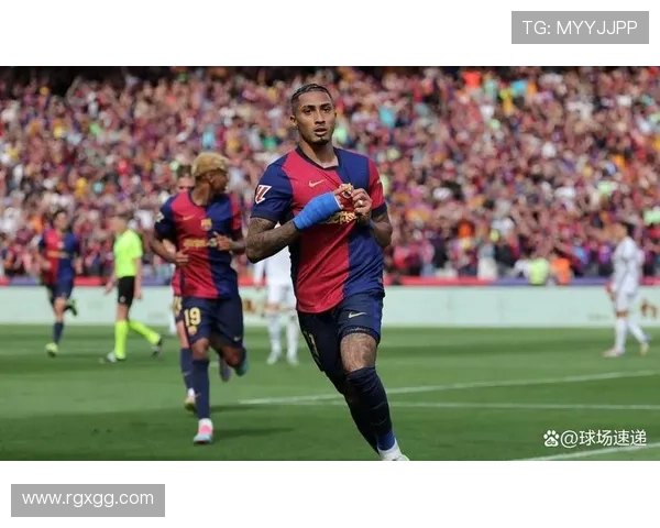 拉菲尼亚射门方式