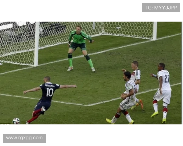 诺伊尔：从门将到清道夫的战术角色演变分析